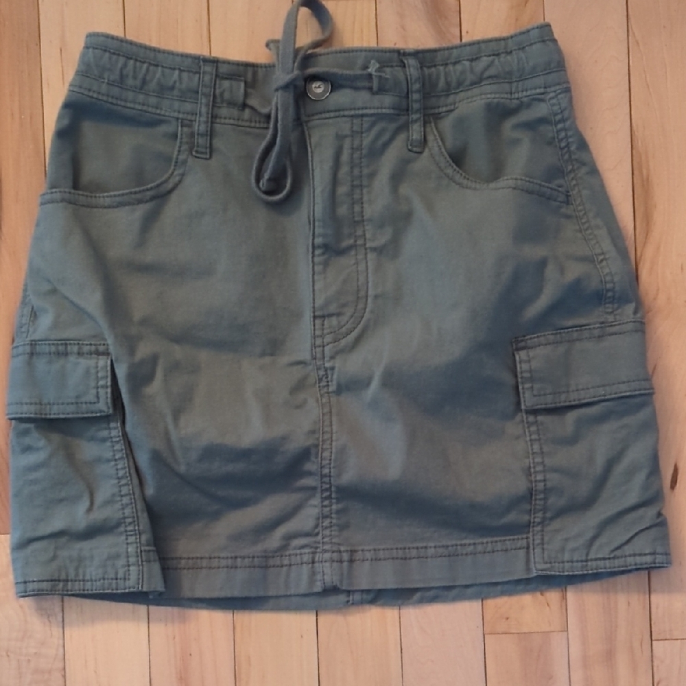 Hollister Olive Green Cargo Skirt